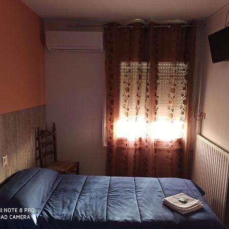 Hostal Galicia فيغيريس المظهر الخارجي الصورة