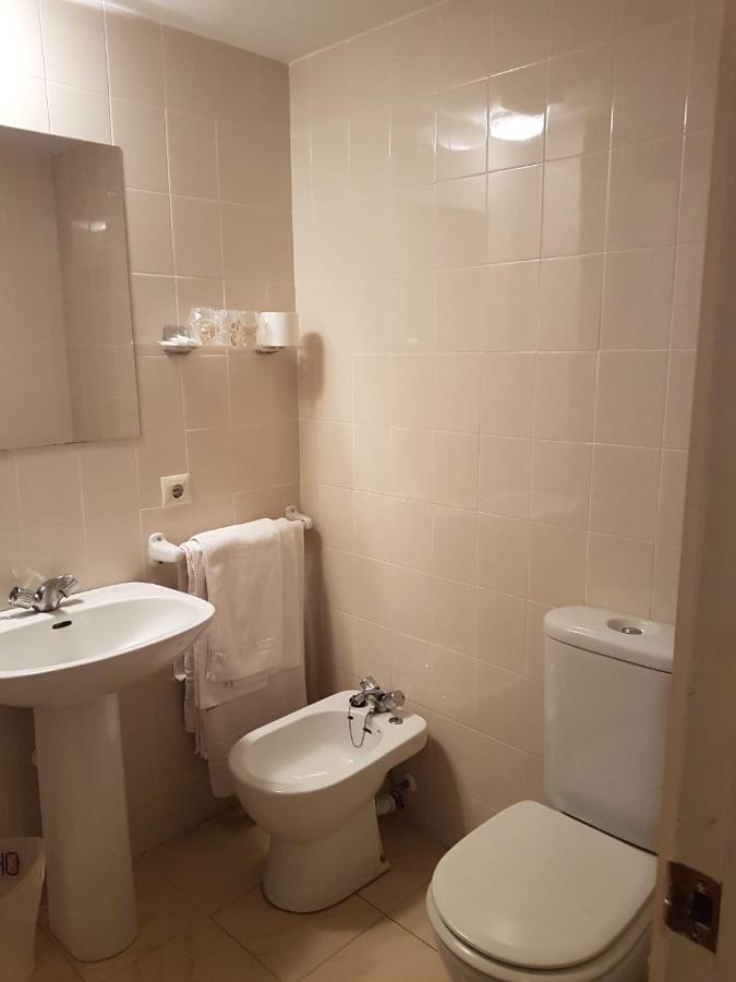 Hostal Galicia فيغيريس المظهر الخارجي الصورة